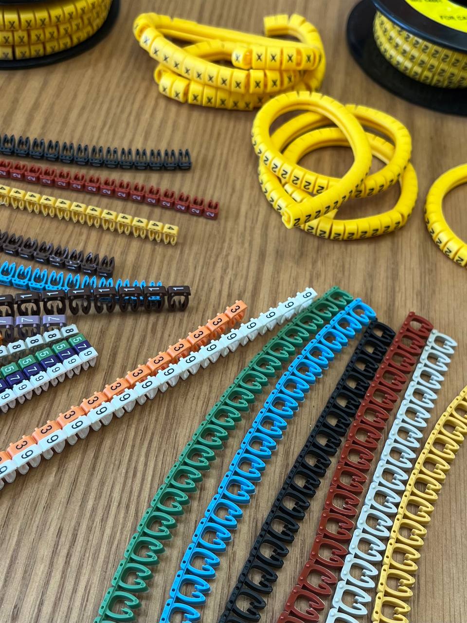 شماره و علائم سیم و کابل